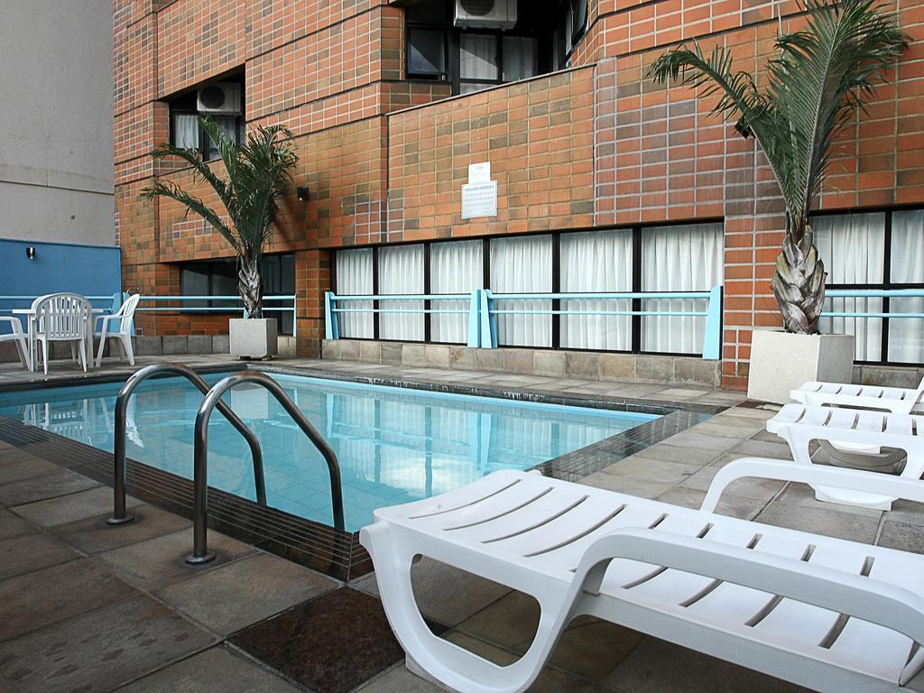 Cheverny Apart Hotel เบโลโอรีซอนชี ภายนอก รูปภาพ