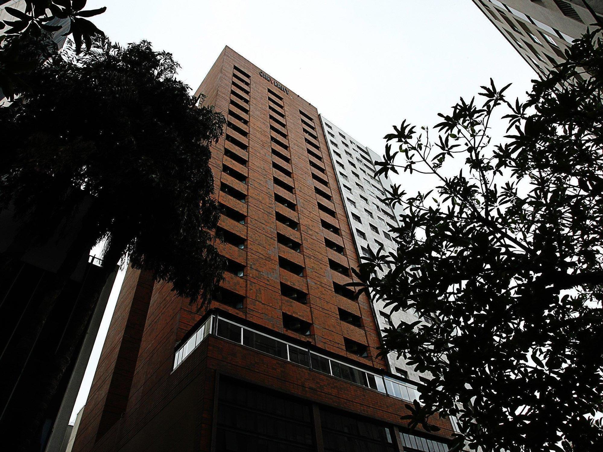 Cheverny Apart Hotel เบโลโอรีซอนชี ภายนอก รูปภาพ